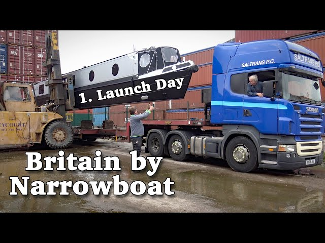 Look at them  shipping  this ship